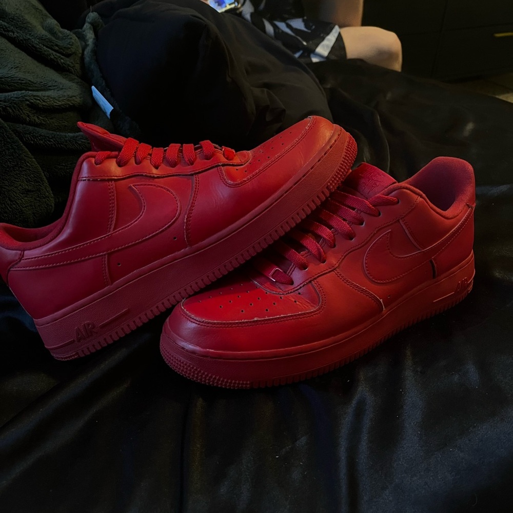 air force 1 triple red low